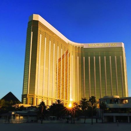 Mandalay Bay Resort And Casino By Suiteness Лас-Вегас Экстерьер фото